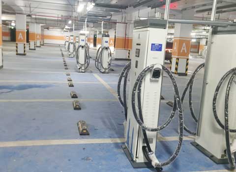 高效直流充电桩助力公交大巴(图1)